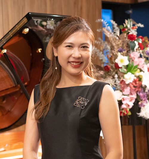 森下　真衣